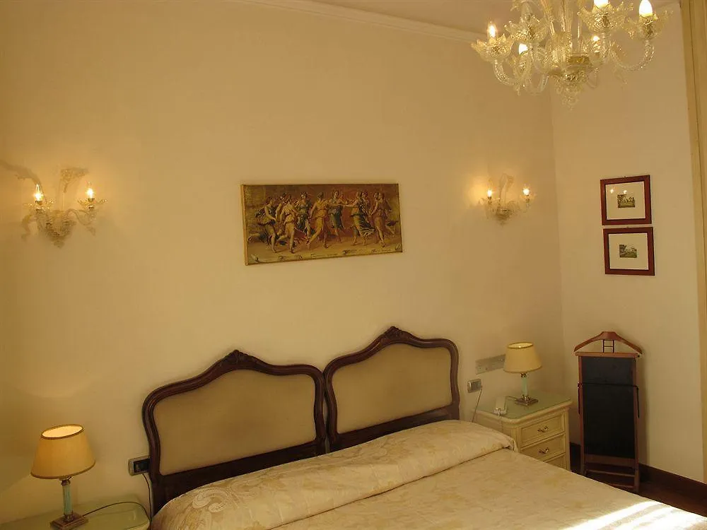 Hotel C-Hotels De Rose Palace Florence
