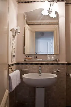 **** Hotel C-Hotels De Rose Palace Florence Italy