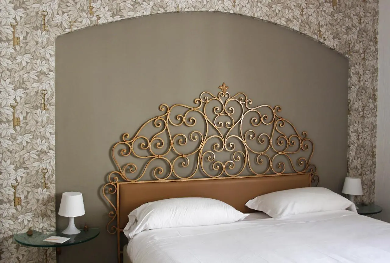 C-Hotels De Rose Palace Florence Hotel