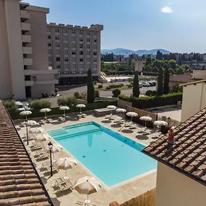 4* מלון Nilhotel