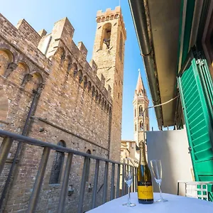  Apartment Bargello