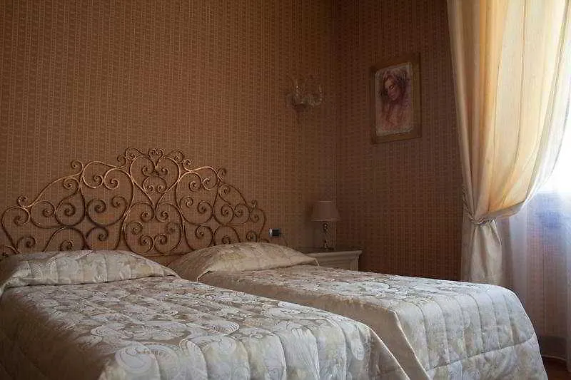 C-Hotels De Rose Palace Florence Italy
