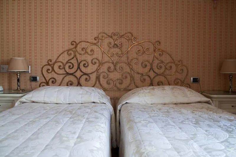C-Hotels De Rose Palace Florence